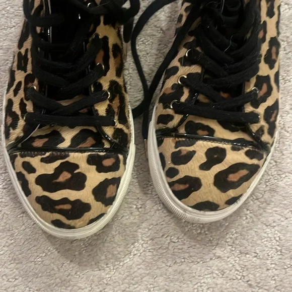 Leopard Print High-Top Sneakers - Picture 3 of 5